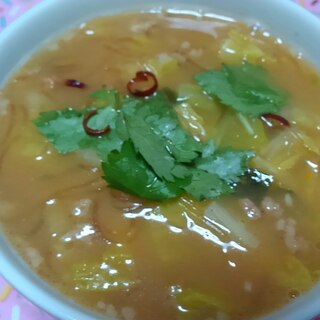 ピリ辛豚ひき肉と白菜の春雨スープ＊